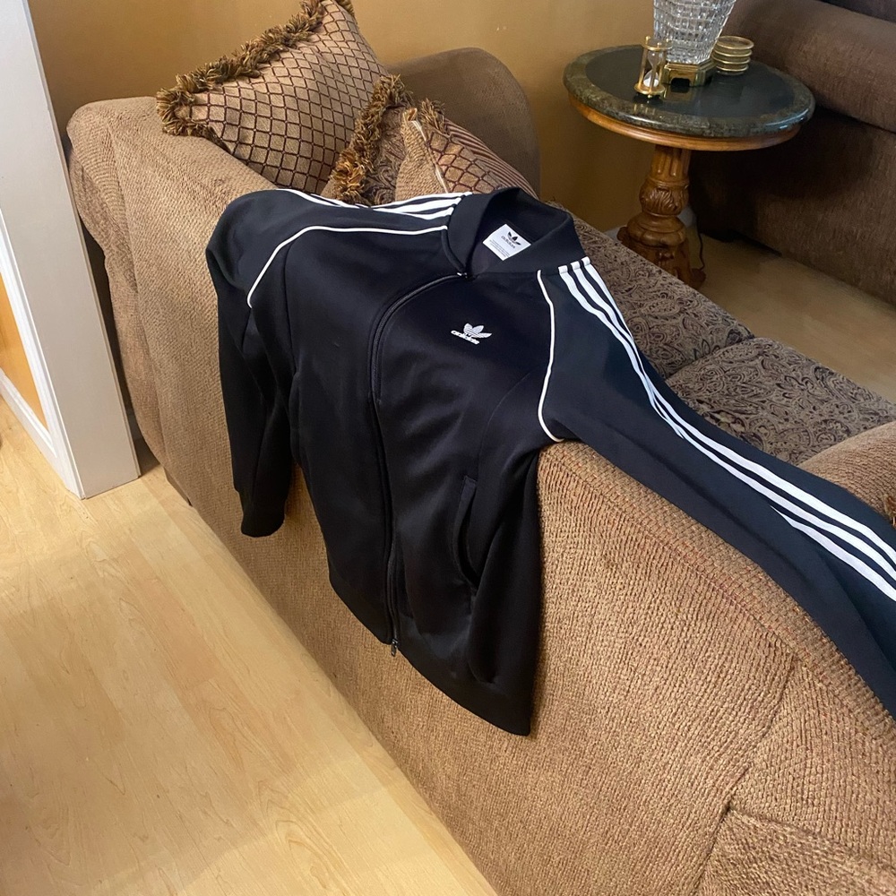 Adidas original sweat jacket size medium pristine